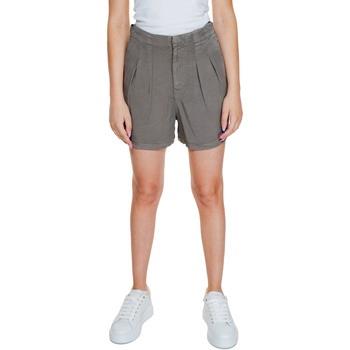 Korte Broek Vero Moda VMMIA HR LOOSE SUMMER SHORTS GA NOOS 10209543