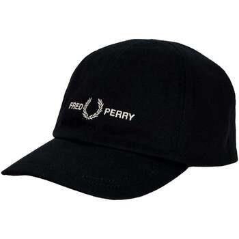 Pet Fred Perry -