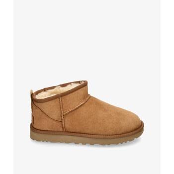 Enkellaarzen UGG CLASSIC ULTRA MINI