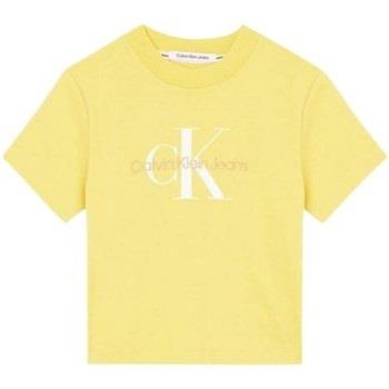 T-shirt Calvin Klein Jeans T Shirt Femme Ref 55692 Jaune