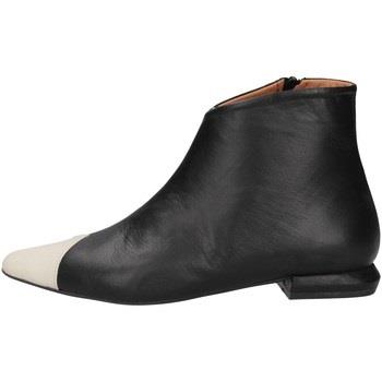 Boots Hersuade 5317