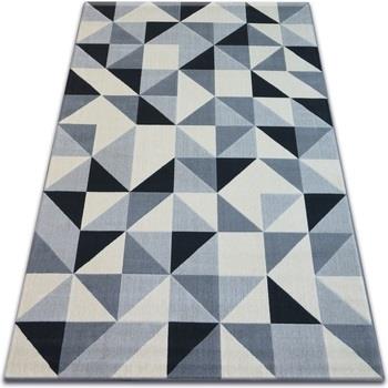 Tapis Rugsx Tapis SCANDI 18214/652 - TRIANGLES 200x290 cm