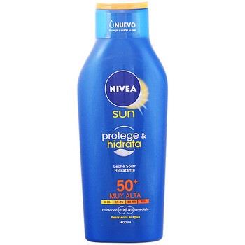 Protections solaires Nivea Sun Protege hidrata Leche Spf50+