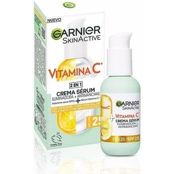 Soins ciblés Garnier Skinactive Vitamina C Crema Sérum Spf25
