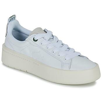 Baskets basses Lacoste CARNABY PLAT