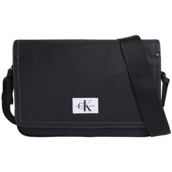 Pochette Calvin Klein Jeans Sac camera Ref 60765 Noir 19.5*29*6.5 cm