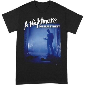 T-shirt Nightmare On Elm Street Freddy Is Waiting