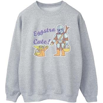 Sweat-shirt Disney The Mandalorian Eggstra Cute Grogu