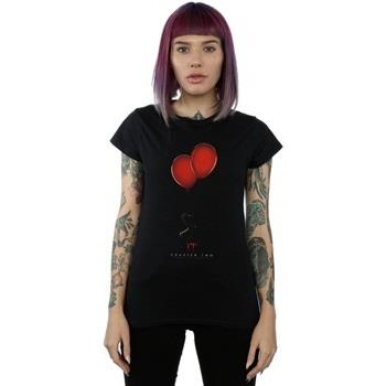 T-shirt It Chapter 2 Hand With Balloons