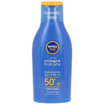 Protections solaires Nivea Sun Protege hidrata Leche Spf50