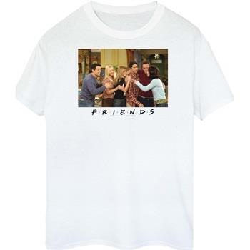 T-shirt Friends Group Photo Apartment