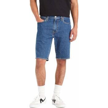 Short Levis -