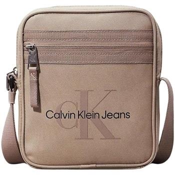 Pochette Calvin Klein Jeans Sacoche bandouliere Ref 63216 m