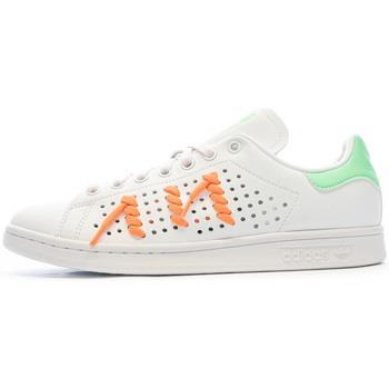 Baskets basses adidas GX2047