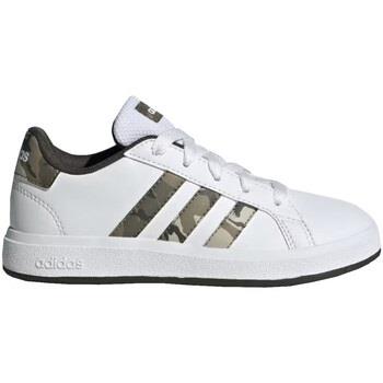 Baskets adidas IF3669