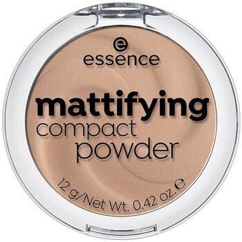 Blush &amp; poudres Essence Poudre Compacte Matifiante