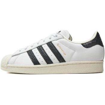 Baskets adidas IF3637