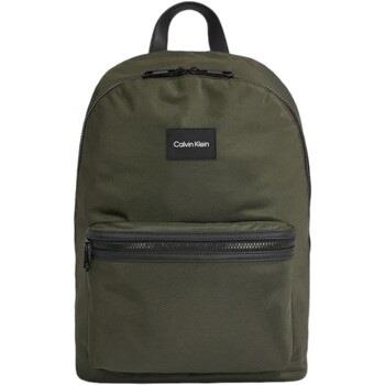 Sac a dos Calvin Klein Jeans Essential Campus Zaino Uomo Dark Olive K5...