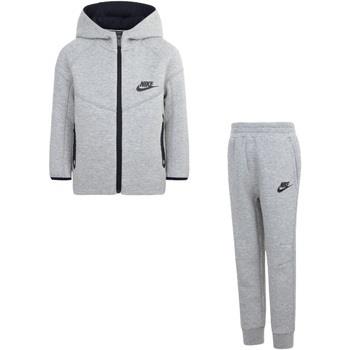 Ensembles de survêtement Nike -