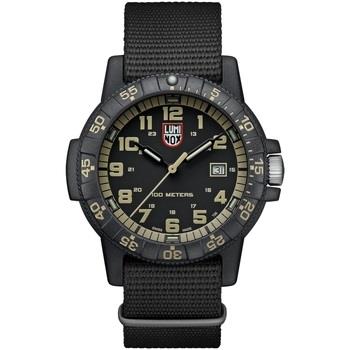 Montre Luminox Cerruti XS.0333, Quartz, 34mm, 3ATM