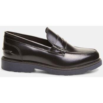 Mocassins Bata Mocassins en cuir verni avec semelle