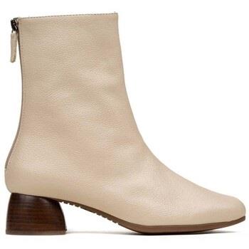 Bottines Gaimo BOTINES DE PIEL DE MUJER CON TACÓN BAJO BEIGE CHUCK