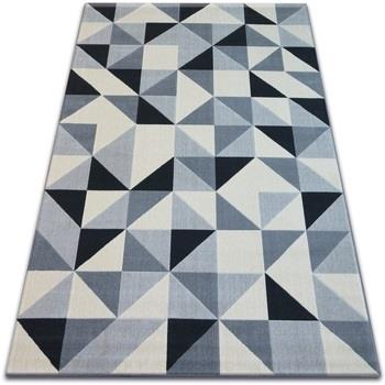 Tapis Rugsx Tapis SCANDI 18214/652 - TRIANGLES 120x170 cm