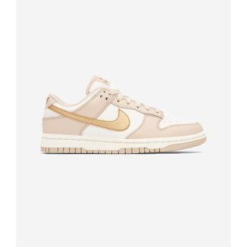 Baskets basses Nike Dunk low Metallic Gold