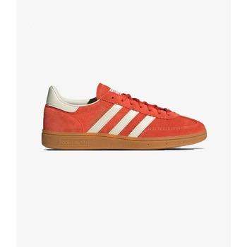 Baskets basses adidas Spezial Preloved Red