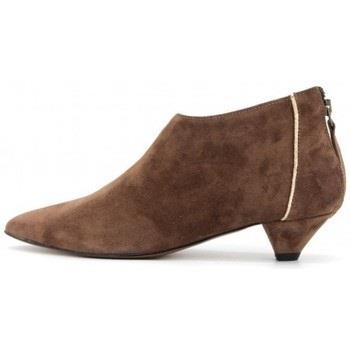 Boots Gio + -