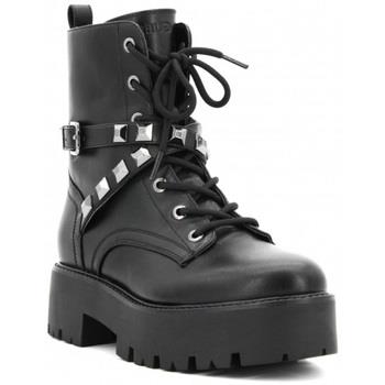 Boots Guess -