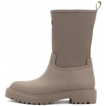 Boots Unisa -