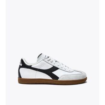 Baskets basses Diadora -