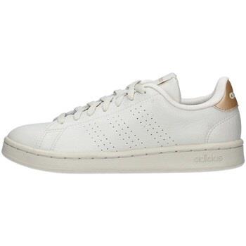 Baskets basses adidas ID9655