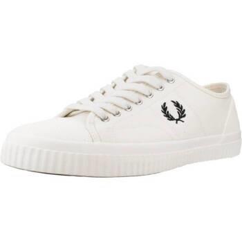 Baskets Fred Perry HUGHES LOW CANVAS