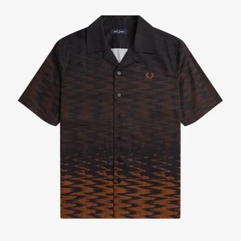 T-shirt Fred Perry WAVE GRAPHIC REVERE COLLAR