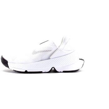 Baskets Nike DR5540 102