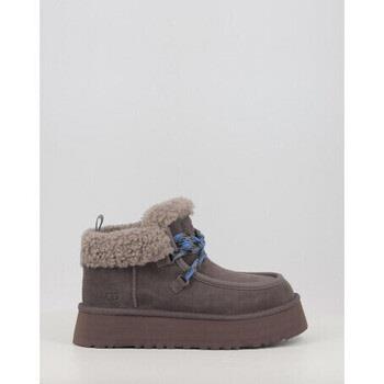 Bottines UGG FUNKARRA CABIN CUFF