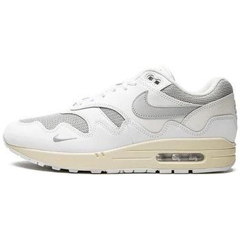 Baskets Nike Air Max 1 Patta White Grey