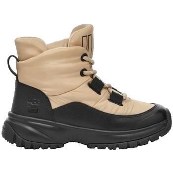 Bottes UGG Puffer Lace