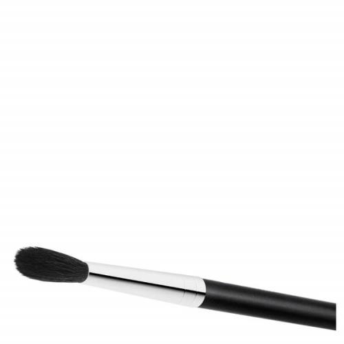 MAC 224S Tapered Blending Brush