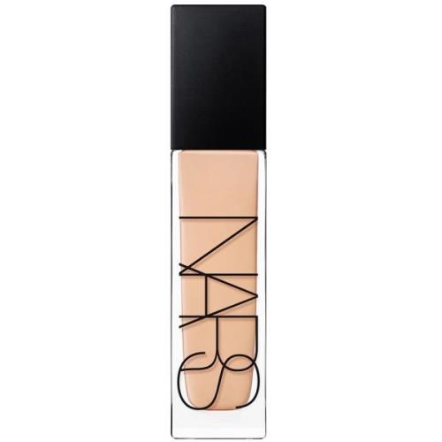 NARS Natural Longwear Foundation 30ml and NARS Blush Orgasm 4.8g Bundl...