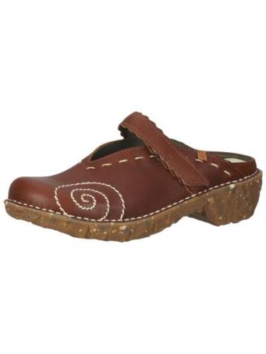 Clogs