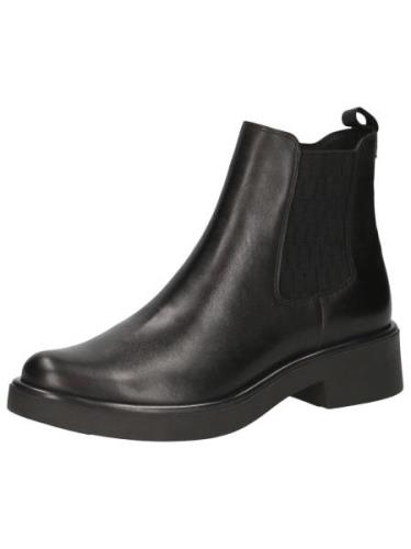 Chelsea boots