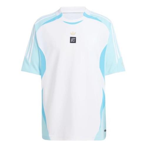 Shirt 'Adidas x NTS Radio'