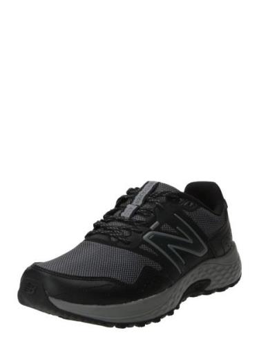 Chaussure de course '410 v8'