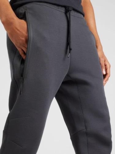 Pantalon 'TECH FLEECE'