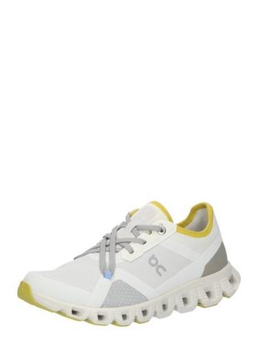 Chaussure de course 'CloudX3 AD'