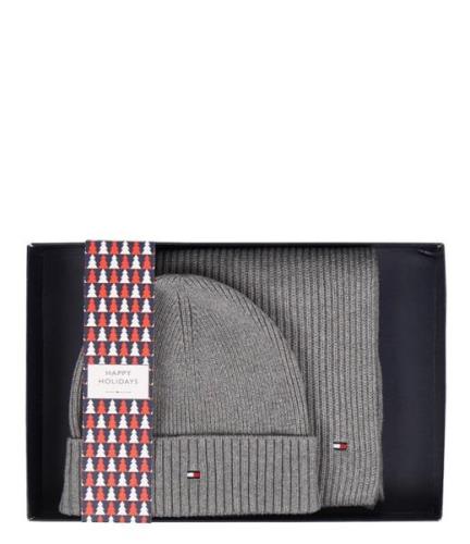 Essential Scarf and Beanie Gp