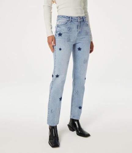 Lola Straight Jeans